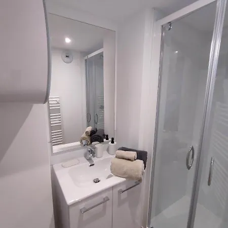 A 10 Min De Rouen - Le Rollon Appartement Deville-les-Rouen Buitenkant foto